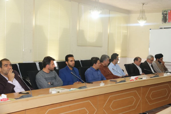 برگزاری جلسه هماهنگی امتحانات پایان ترم نیمسال دوم سال تحصیلی 98-97 در پردیس شهیدان پاک نژاد یزد
 5