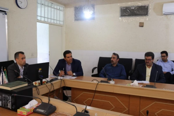 برگزاری جلسه هماهنگی امتحانات پایان ترم نیمسال دوم سال تحصیلی 98-97 در پردیس شهیدان پاک نژاد یزد
 7