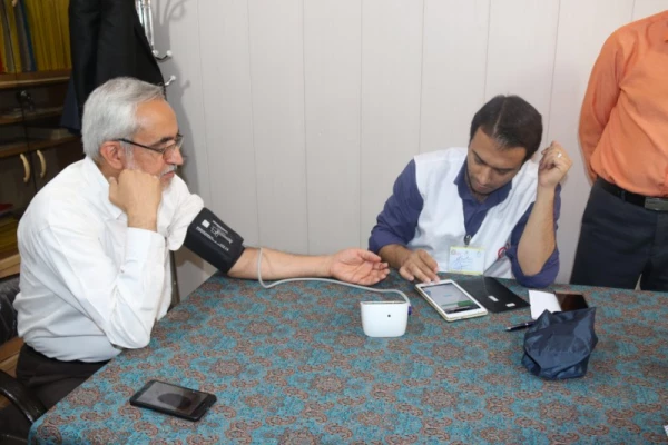 اجرای طرح ملی کنترل فشار خون در پردیس شهیدان پاک نژاد یزد
 8