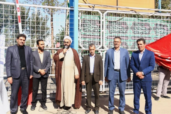 بدرقه کاروان دانشجویی پیاده روی اربعین در پردیس شهیدان پاک نژاد یزد 4