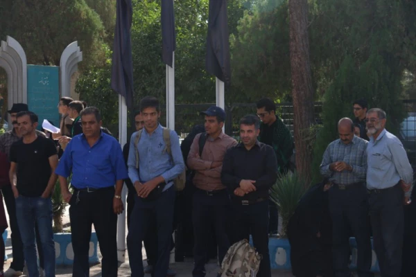 بدرقه کاروان دانشجویی پیاده روی اربعین در پردیس شهیدان پاک نژاد یزد 6