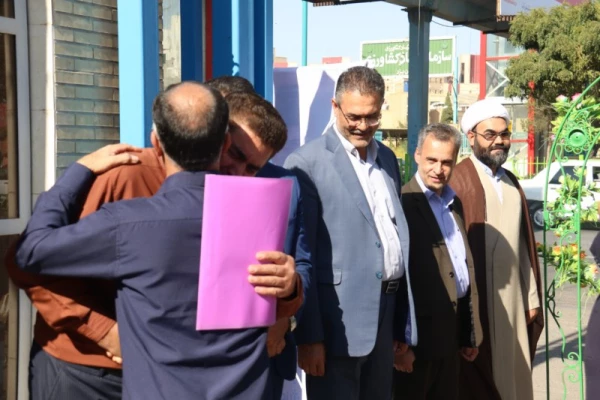 بدرقه کاروان دانشجویی پیاده روی اربعین در پردیس شهیدان پاک نژاد یزد 10