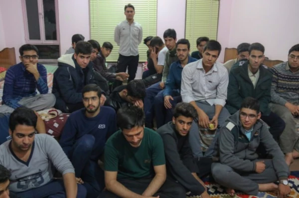 بازدید مسئولان دانشگاه از بلوک 3 سراهای دانشجویی پردیس شهیدان پاک نژاد 4