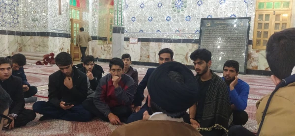 در سالروز وفات حضرت معصومه(س) اردوی دانشجویی قم – جمکران و کاشان برگزار شد. 3