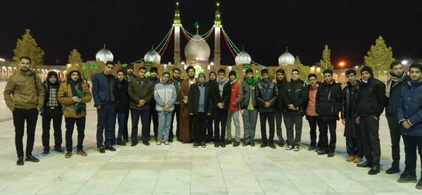 در سالروز وفات حضرت معصومه(س) اردوی دانشجویی قم – جمکران و کاشان برگزار شد. 5