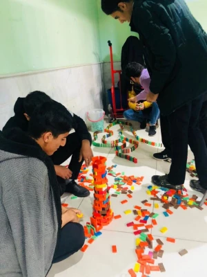 معرفی و اجرای بازی های آموزشی در سالن اصلی پردیس شهیدان پاک نژاد یزد  12