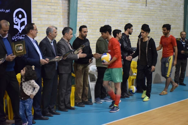اختتامیه مسابقات فوتسال، جام شهدای مدافع حرم؛ ویژه دانشجو معلمان پردیس شهیدان پاک نژاد 13